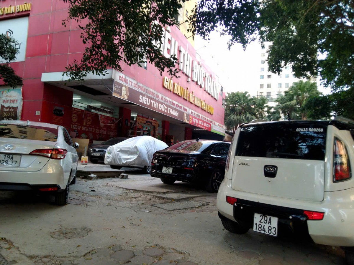 Hà Nội và bài toán giao thông tĩnh: Đã đến lúc cần một bước đột phá Hà Nội và bài toán giao thông tĩnh: Đã đến lúc cần một bước đột phá