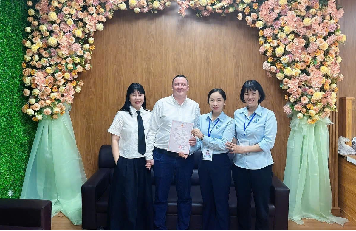 Cấp giấy chứng nhận kết hôn tại xã, phường: Thêm một bước cải cách “vì dân phục vụ” Cấp giấy chứng nhận kết hôn tại xã, phường: Thêm một bước cải cách “vì dân phục vụ”