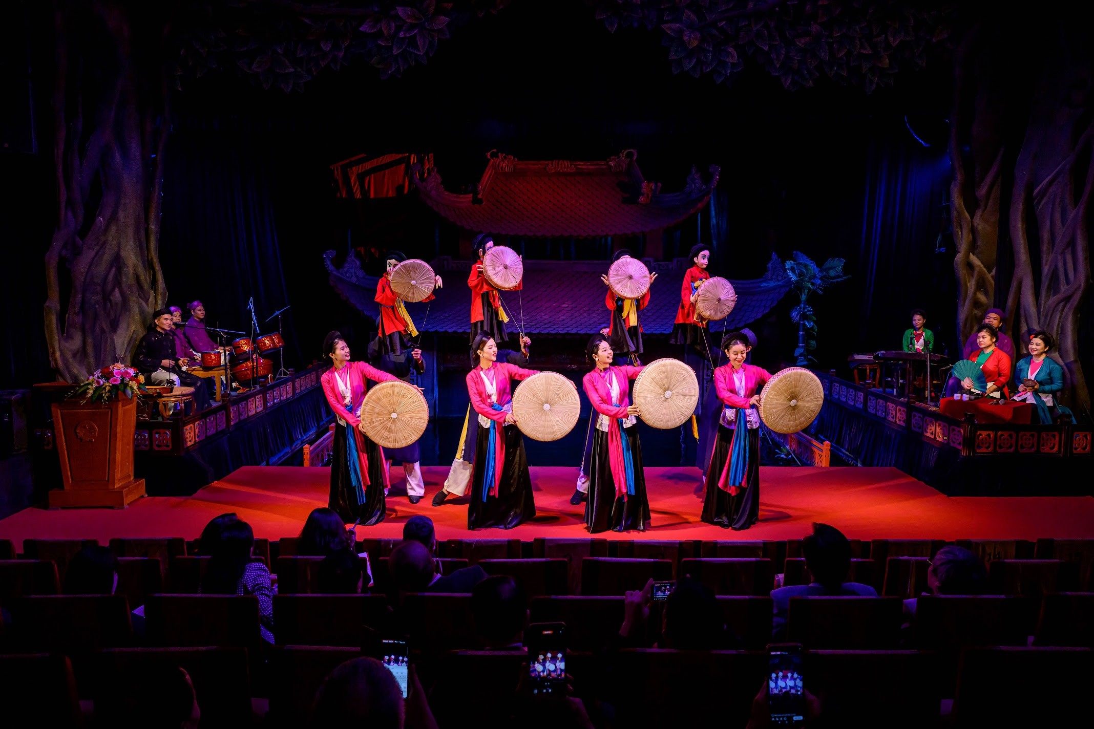 Biến di sản văn hóa Thủ đô thành tài sản trong phát triển công nghiệp văn hóa Biến di sản văn hóa Thủ đô thành tài sản trong phát triển công nghiệp văn hóa