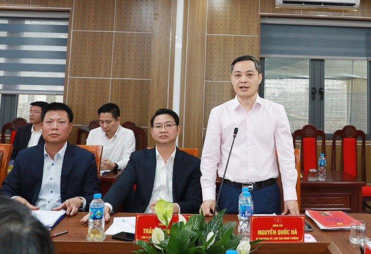 Chủ tịch Ủy ban MTTQ Việt Nam TP Hà Nội làm việc với BTV Đảng ủy phường Phú Thượng Chủ tịch Ủy ban MTTQ Việt Nam TP Hà Nội làm việc với BTV Đảng ủy phường Phú Thượng