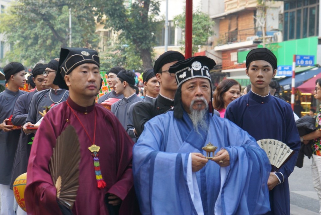 Bách Hoa Hỷ sự: Tái hiện đám cưới truyền thống Việt Nam trong ngày hội Việt Nam hạnh phúc