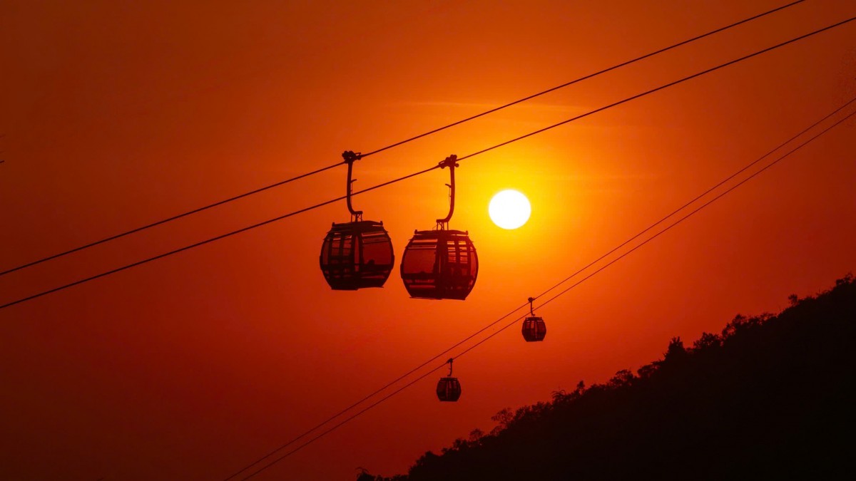 Giới trẻ đổ về núi Bà Đen, Tây Ninh “săn” hoàng hôn Giới trẻ đổ về núi Bà Đen, Tây Ninh “săn” hoàng hôn