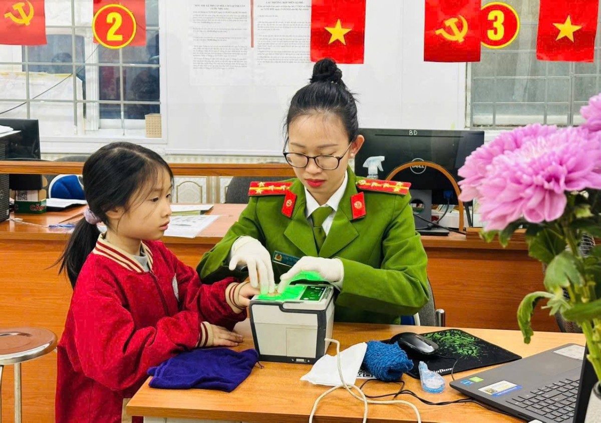 Hà Nội: Tăng tốc cấp căn cước công dân cho học sinh, phục vụ hiệu quả Đề án 06