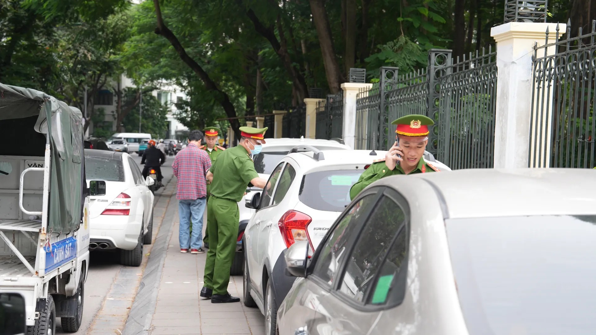 Hà Nội quyết liệt thiết lập trật tự đô thị để phố phường văn minh