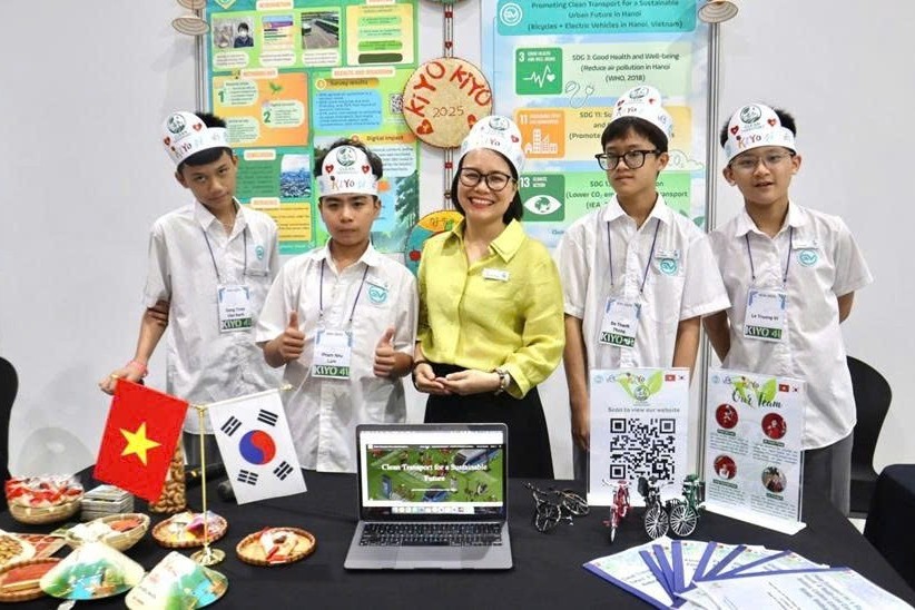 dự án “Clean Transport for a Sustainable Future” dự án “Clean Transport for a Sustainable Future”