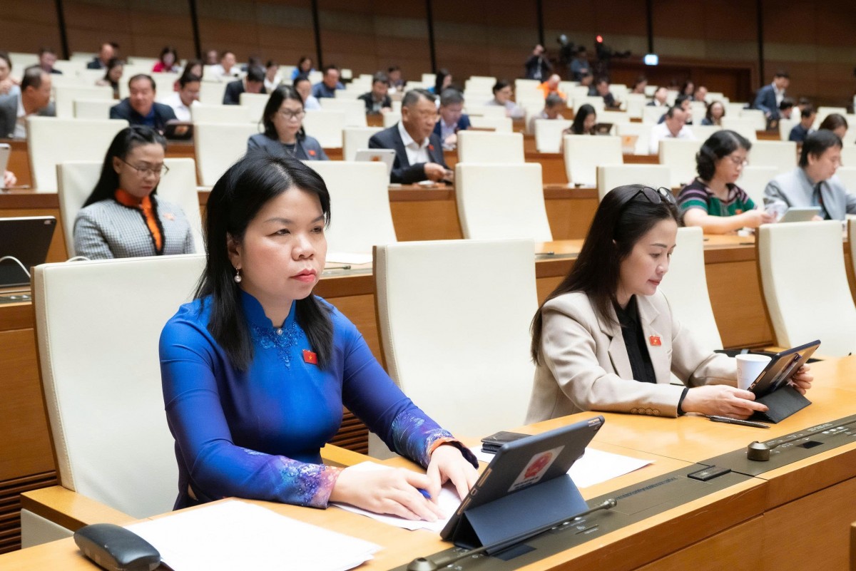 Các đại biểu dự Kỳ họp thứ 10, Quốc hội khóa XV. (Ảnh: QH)