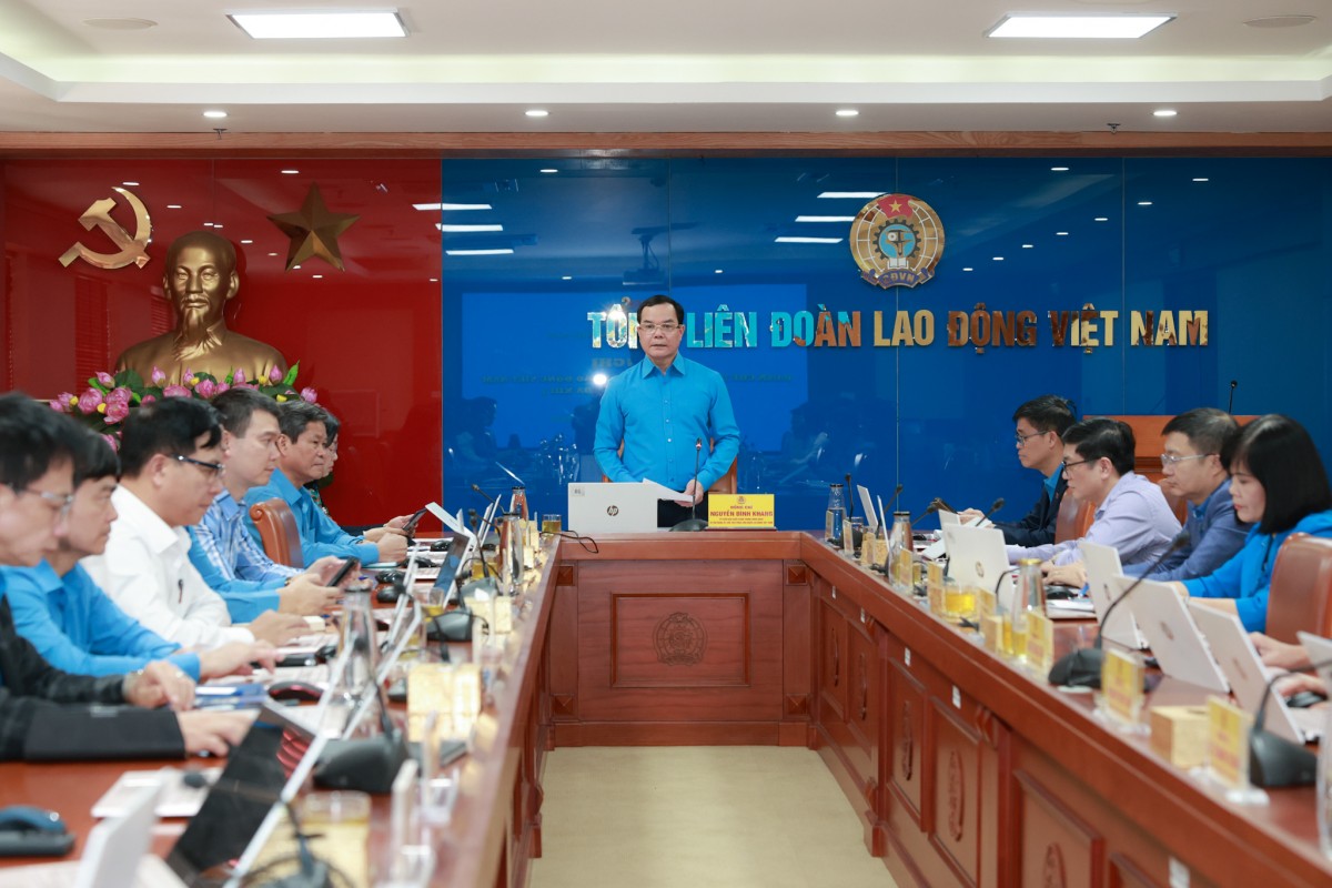 Sẽ tuyên dương 100 Chủ tịch Công đoàn cơ sở tiêu biểu trong đối thoại và thương lượng tập thể