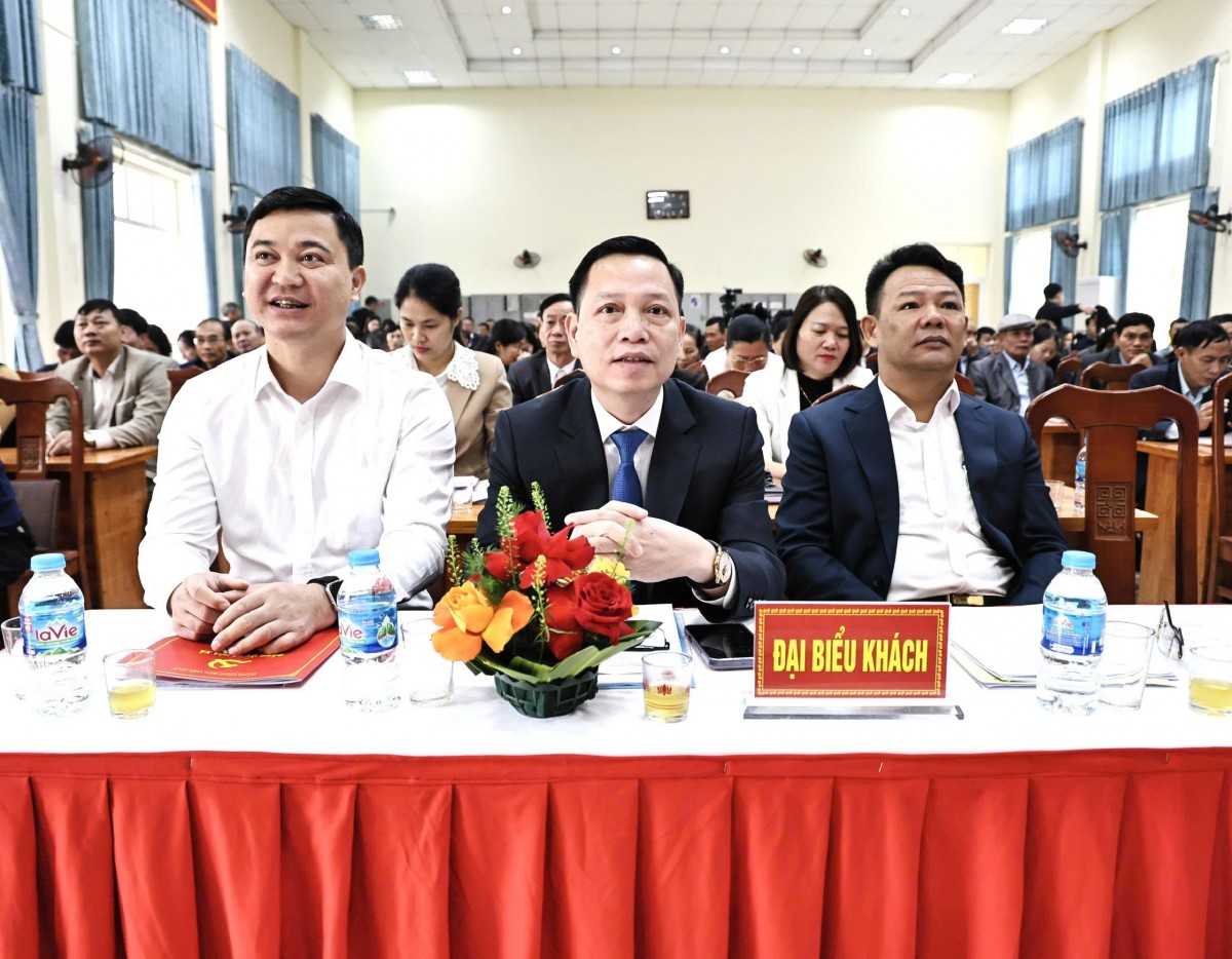 Xã Hòa Xá: Kinh tế tăng trưởng 9,81%, quyết nghị thích ứng mô hình chính quyền mới Xã Hòa Xá: Kinh tế tăng trưởng 9,81%, quyết nghị thích ứng mô hình chính quyền mới