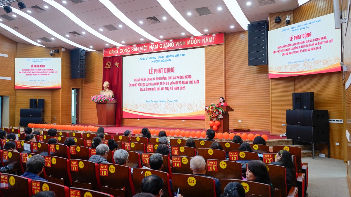 Chung tay bảo vệ phụ nữ, trẻ em gái trong kỷ nguyên số Nâng cao nhận thức, bảo vệ phụ nữ và trẻ em gái trên không gian mạng