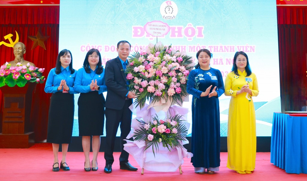 Tổ chức thành công Đại hội Công đoàn Công ty TNHH MTV Đầu tư phát triển Thủy lợi Hà Nội lần thứ V