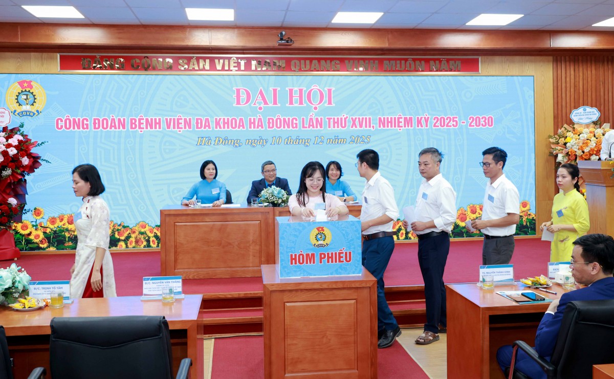TRỰC TUYẾN: Đại hội Công đoàn Bệnh viện Đa khoa Hà Đông lần thứ XVII, nhiệm kỳ 2025   2030