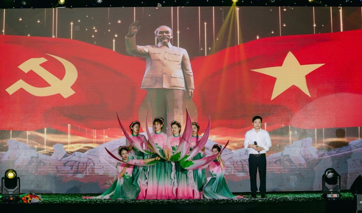 Sôi nổi Hội diễn văn nghệ Công ty TNHH TOTO Việt Nam