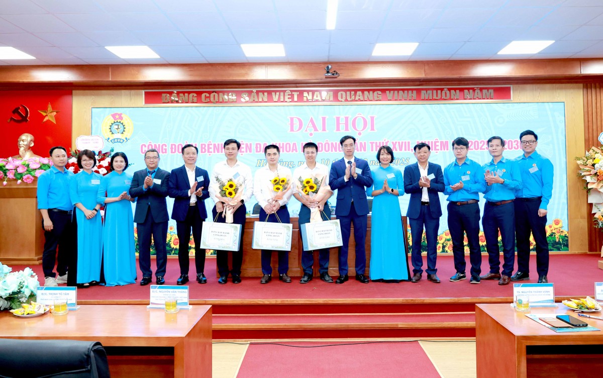 TRỰC TUYẾN: Đại hội Công đoàn Bệnh viện Đa khoa Hà Đông lần thứ XVII, nhiệm kỳ 2025 - 2030