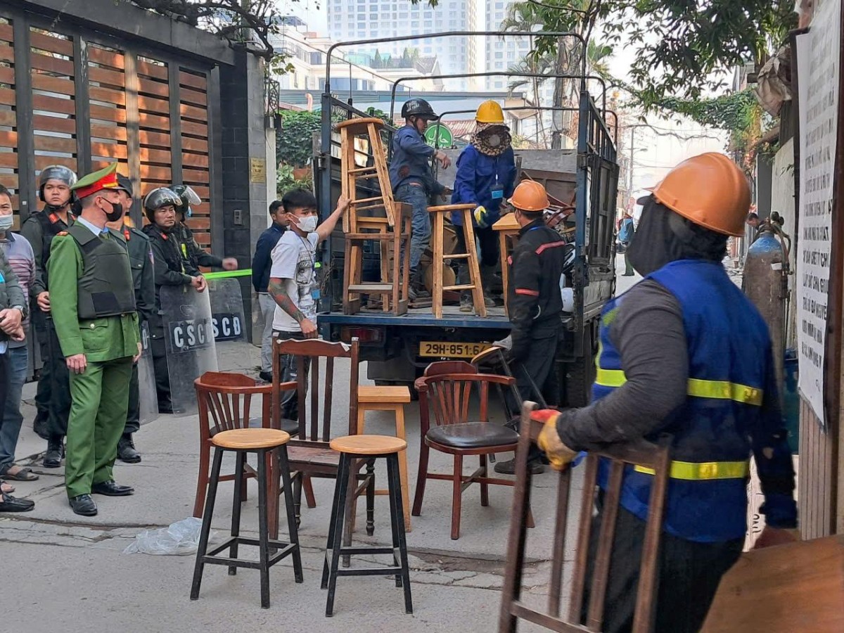 Phường Tây Hồ: Quyết tâm bàn giao mặt bằng phục vụ thi công tuyến đường Đặng Thai Mai đúng tiến độ Phường Tây Hồ: Quyết tâm bàn giao mặt bằng phục vụ thi công tuyến đường Đặng Thai Mai đúng tiến độ