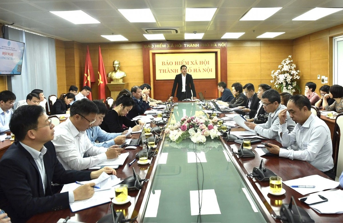 BHXH thành phố Hà Nội quyết liệt “về đích”, củng cố vững chắc an sinh xã hội Thủ đô BHXH thành phố Hà Nội quyết liệt “về đích”, củng cố vững chắc an sinh xã hội Thủ đô