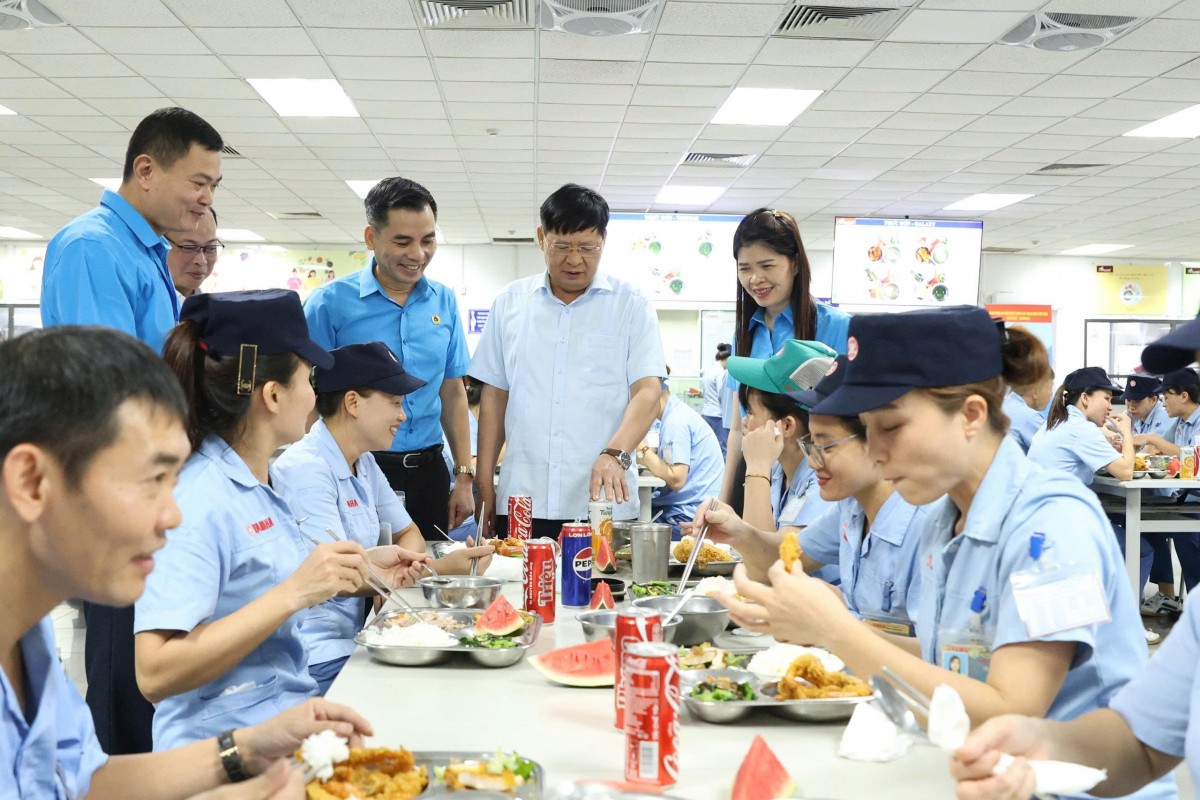 Khẳng định vai trò, vị thế của tổ chức Công đoàn trong giai đoạn mới Khẳng định vai trò, vị thế của tổ chức Công đoàn trong giai đoạn mới