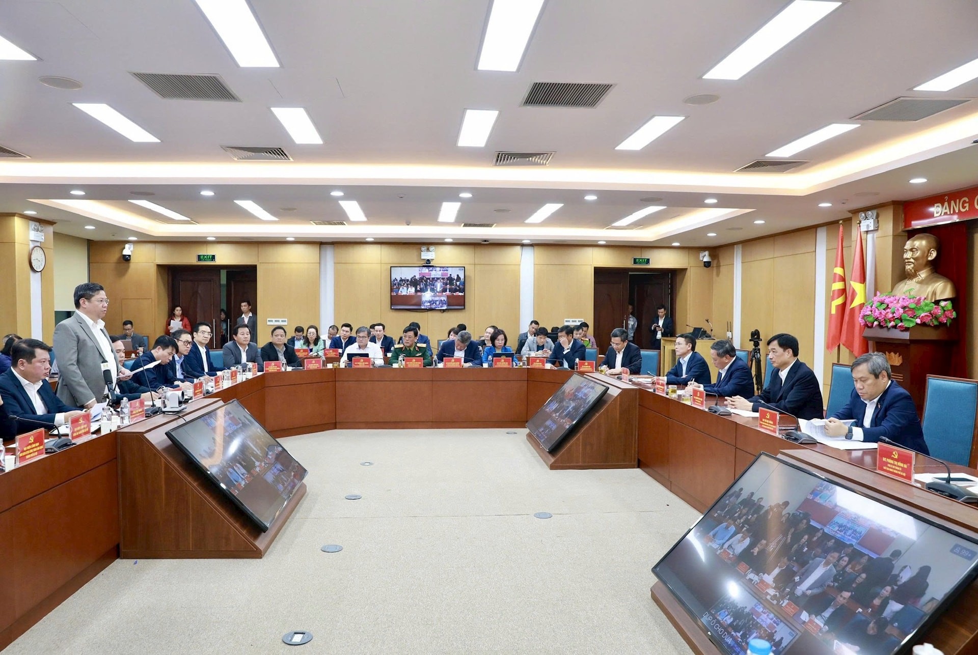 Nhân rộng cách làm, kinh nghiệm hay trong giải phóng mặt bằng dự án đường Vành đai 1 Nhân rộng cách làm, kinh nghiệm hay trong giải phóng mặt bằng dự án đường Vành đai 1