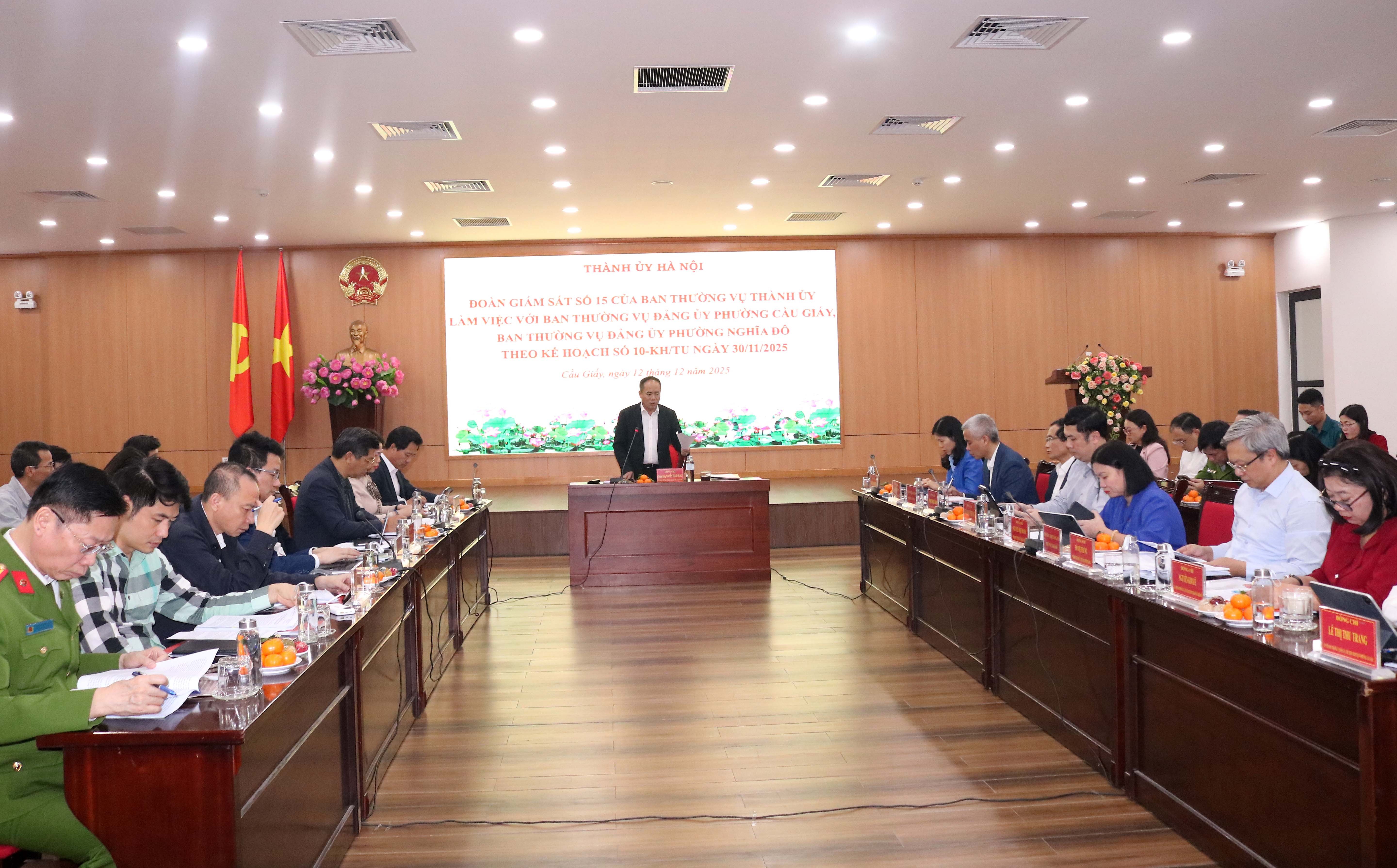 Hướng tới mô hình chính quyền địa phương 2 cấp hiệu quả, gần dân, vì dân Hướng tới mô hình chính quyền địa phương 2 cấp hiệu quả, gần dân, vì dân