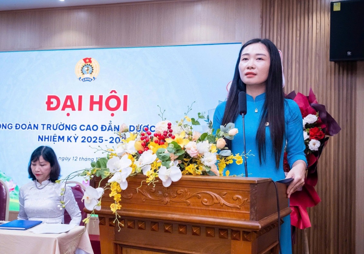 Đại hội Công đoàn Trường Cao đẳng Dược Hà Nội thành công tốt đẹp Đại hội Công đoàn Trường Cao đẳng Dược Hà Nội thành công tốt đẹp