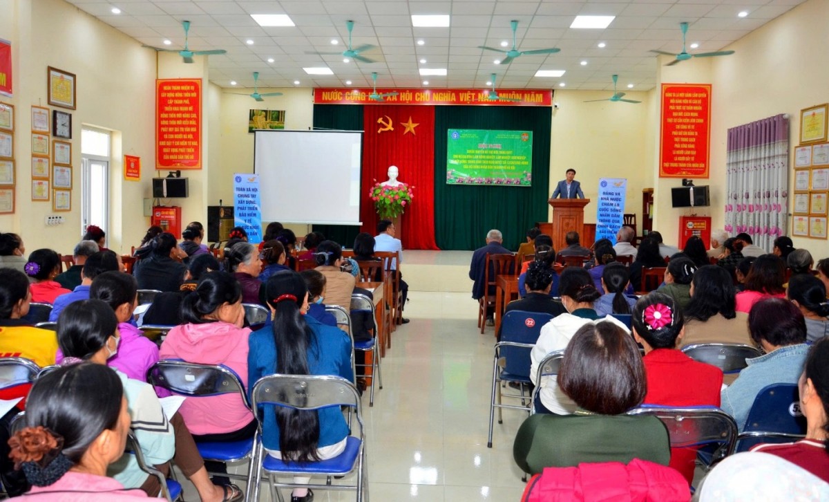 Hà Nội tăng mức hỗ trợ BHXH, BHYT: Bước đột phá trong bao phủ an sinh xã hội Hà Nội tăng mức hỗ trợ BHXH, BHYT: Bước đột phá trong bao phủ an sinh xã hội