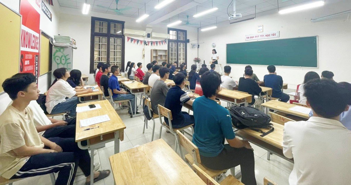 Đến năm 2030 hoàn thành cung cấp miễn phí sách giáo khoa cho học sinh Đến năm 2030 hoàn thành cung cấp miễn phí sách giáo khoa cho học sinh