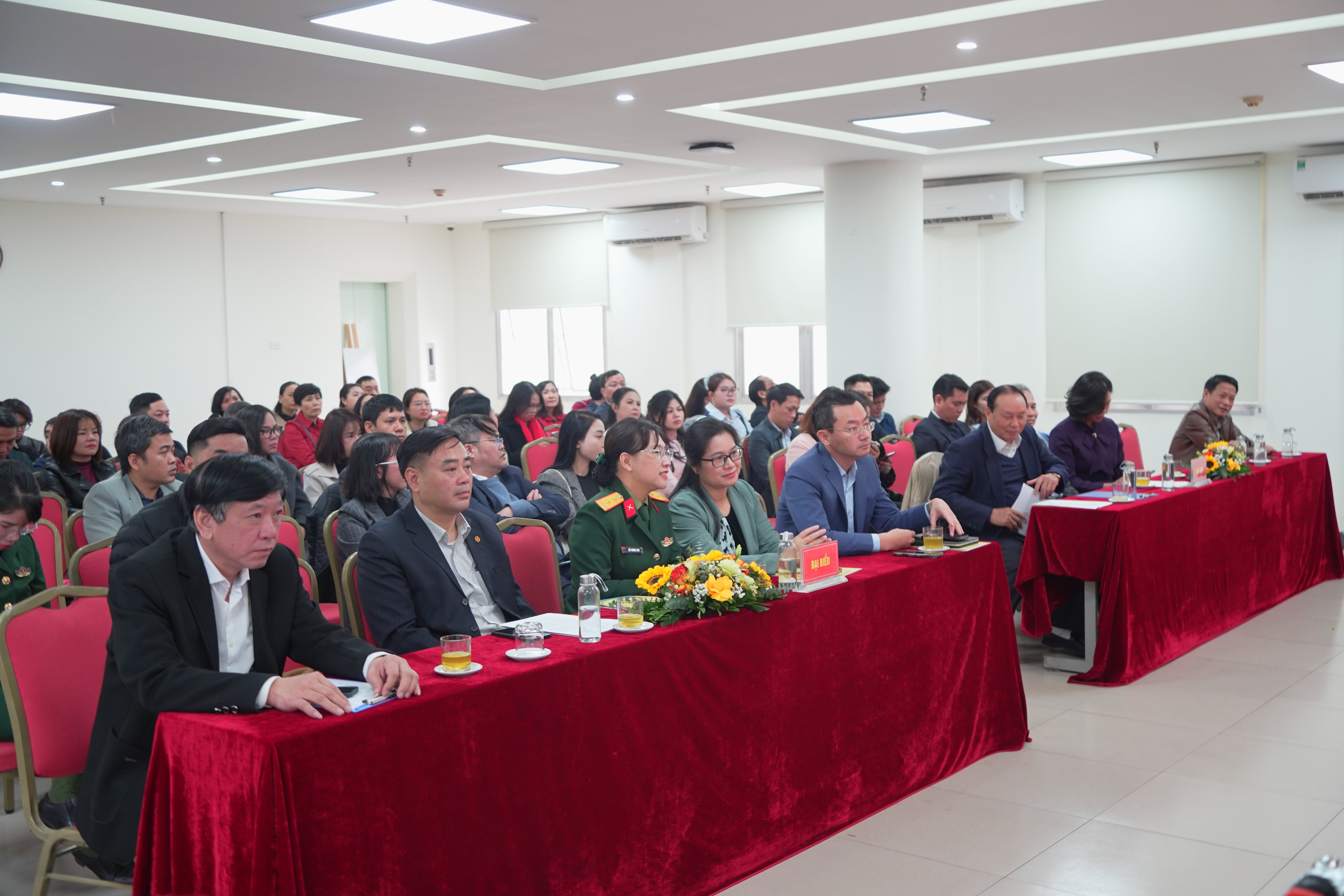 Tôn vinh gương cán bộ thư viện tiêu biểu Thủ đô năm 2025 Tôn vinh gương cán bộ thư viện tiêu biểu Thủ đô năm 2025