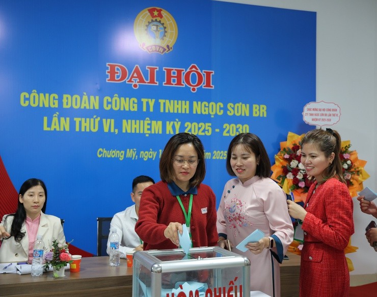 Đại hội Công đoàn Công ty TNHH Ngọc Sơn BR lần thứ VI, nhiệm kỳ 2025 - 2030 Đại hội Công đoàn Công ty TNHH Ngọc Sơn BR lần thứ VI, nhiệm kỳ 2025 - 2030