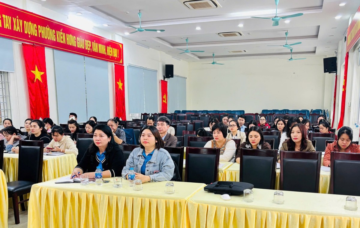 Phường Kiến Hưng: Chuẩn hóa nghiệp vụ, tăng minh bạch tài chính Công đoàn cơ sở Phường Kiến Hưng: Chuẩn hóa nghiệp vụ, tăng minh bạch tài chính Công đoàn cơ sở