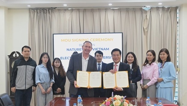 Trường Đại học Điện lực: Thúc đẩy hợp tác về giáo dục và phát triển bền vững với NatureWize Vietnam