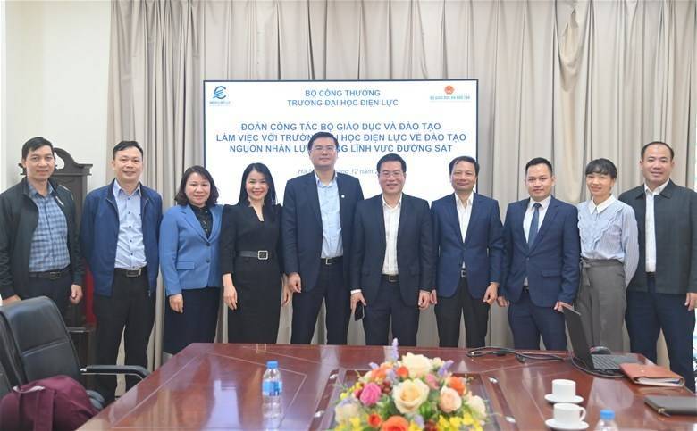 Trường Đại học Điện lực: Định hướng đào tạo và phát triển nguồn nhân lực cho lĩnh vực đường sắt