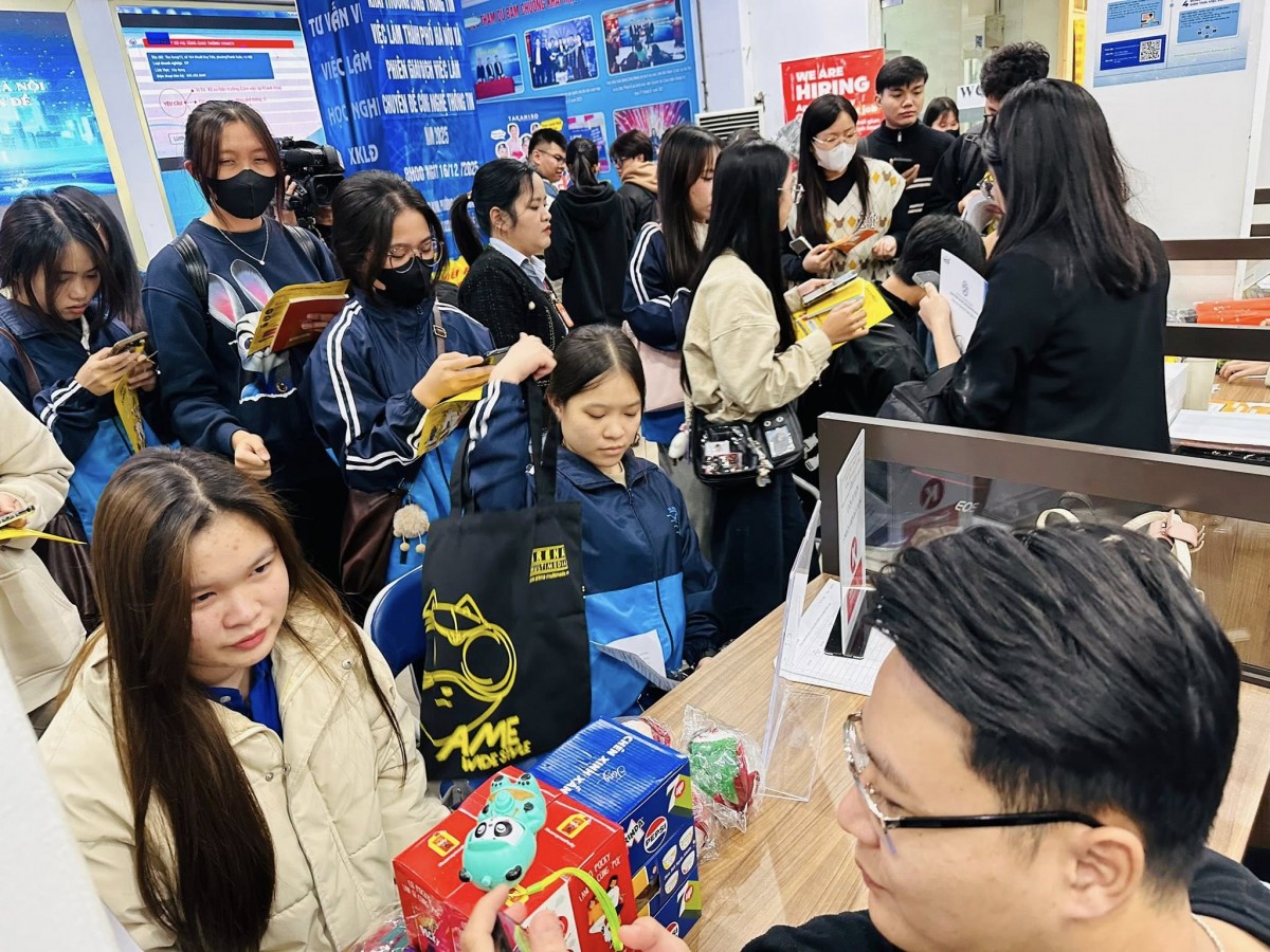 Mở rộng cơ hội việc làm cho lao động trẻ ngành công nghệ thông tin Mở rộng cơ hội việc làm cho lao động trẻ ngành công nghệ thông tin