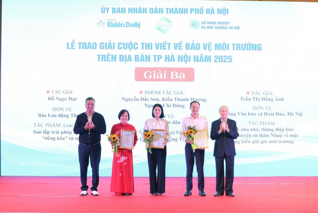 Báo Lao động Thủ đô đạt giải Ba cuộc thi viết “Bảo vệ môi trường trên địa bàn thành phố Hà Nội” năm 2025