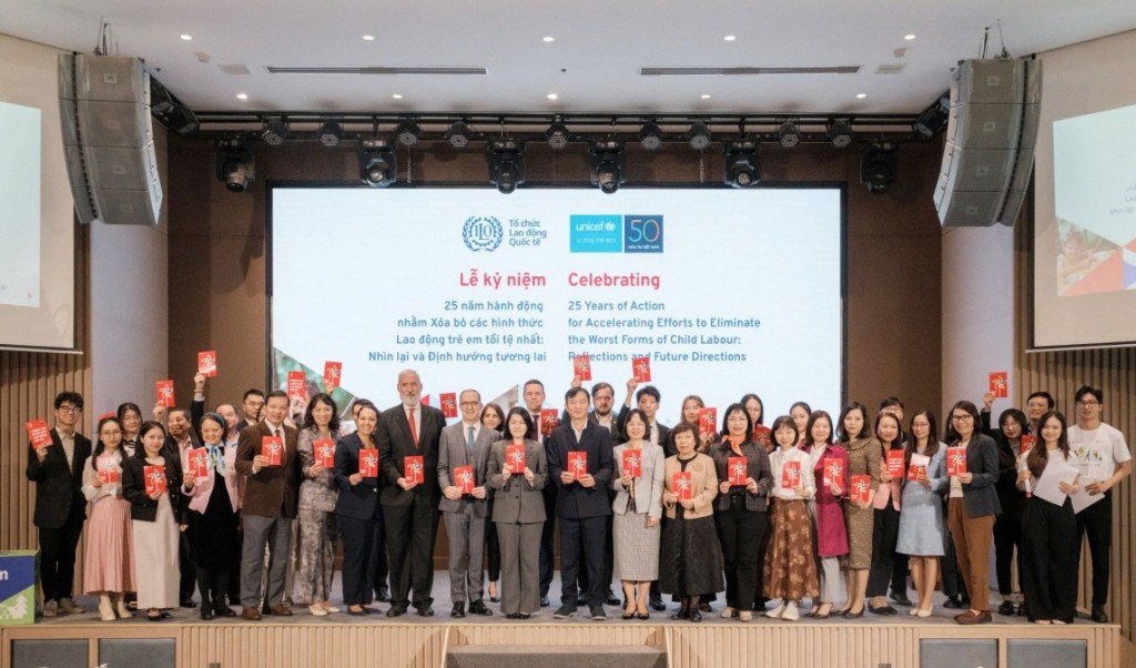 25 năm Công ước ILO 182: Việt Nam thúc đẩy chấm dứt lao động trẻ em