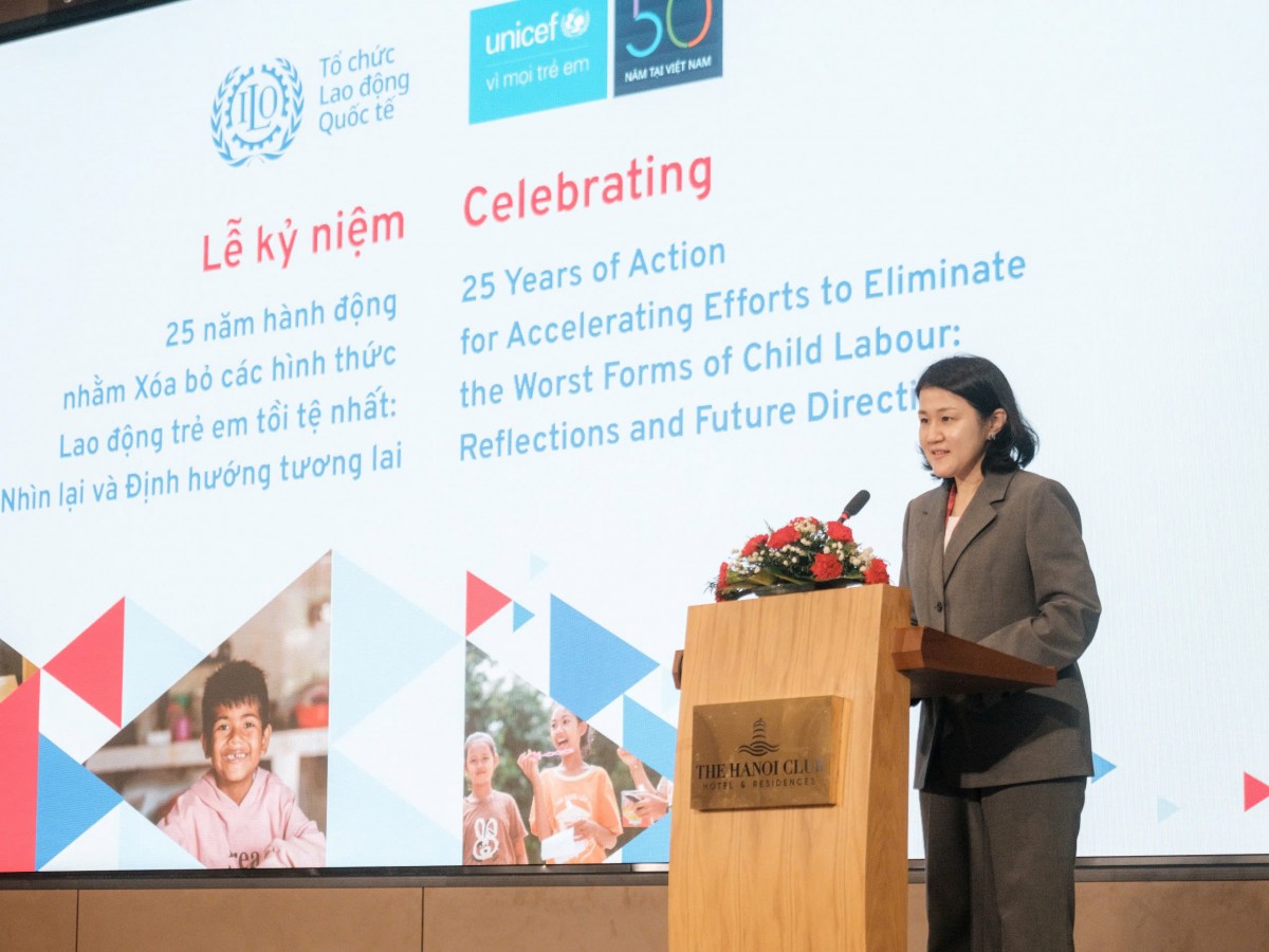 25 năm Công ước ILO 182: Việt Nam thúc đẩy chấm dứt lao động trẻ em 25 năm Công ước ILO 182: Việt Nam thúc đẩy chấm dứt lao động trẻ em