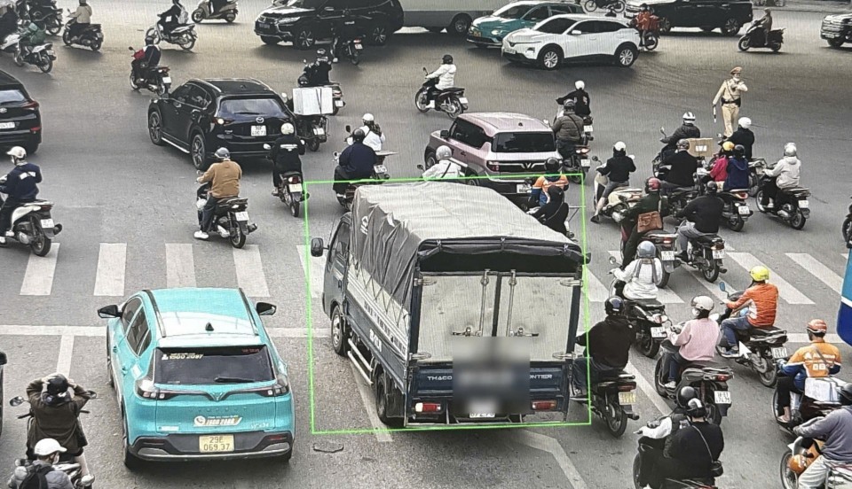 Cập nhật mới nhất danh sách 342 ô tô, xe máy bị Camera AI "phạt nguội"