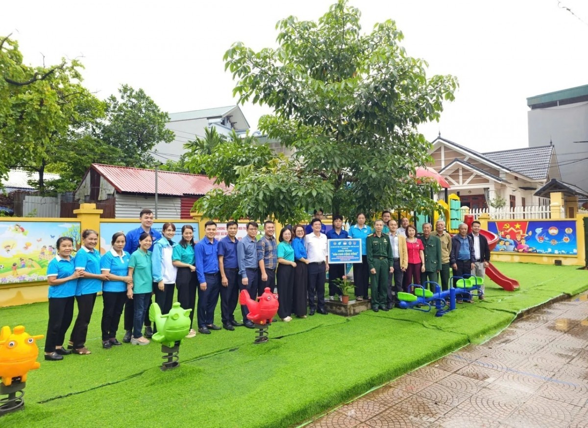 Ủy ban MTTQ Việt Nam xã Ngọc Hồi phát huy vai trò nòng cốt trong xây dựng khối đại đoàn kết toàn dân Ủy ban MTTQ Việt Nam xã Ngọc Hồi phát huy vai trò nòng cốt trong xây dựng khối đại đoàn kết toàn dân