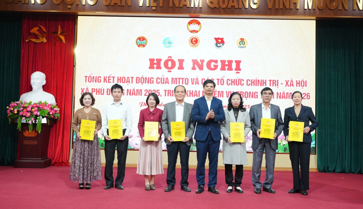 Mặt trận Tổ quốc Việt Nam xã Phù Đổng: Phát huy vai trò nòng cốt, củng cố khối đại đoàn kết toàn dân Mặt trận Tổ quốc Việt Nam xã Phù Đổng: Phát huy vai trò nòng cốt, củng cố khối đại đoàn kết toàn dân