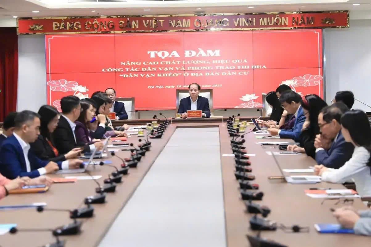 Nâng cao chất lượng, hiệu quả công tác dân vận góp phần thực hiện thắng lợi Nghị quyết Đại hội XVIII Đảng bộ thành phố Hà Nội Nâng cao chất lượng, hiệu quả công tác dân vận góp phần thực hiện thắng lợi Nghị quyết Đại hội XVIII Đảng bộ thành phố Hà Nội