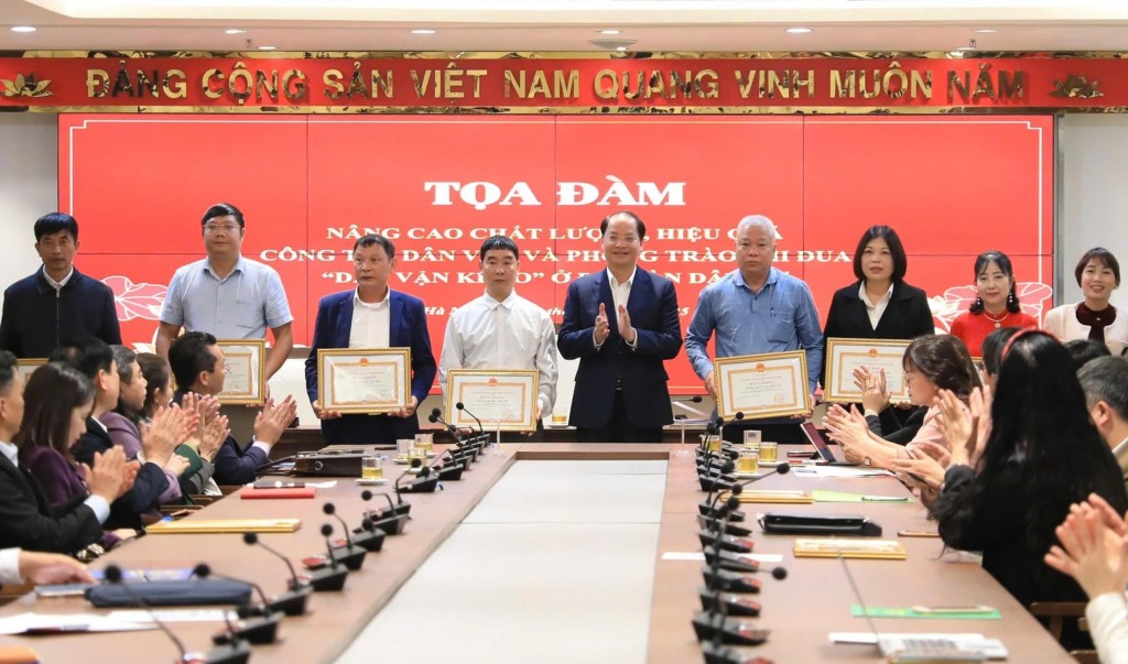 Nâng cao chất lượng, hiệu quả công tác dân vận góp phần thực hiện thắng lợi Nghị quyết Đại hội XVIII Đảng bộ thành phố Hà Nội