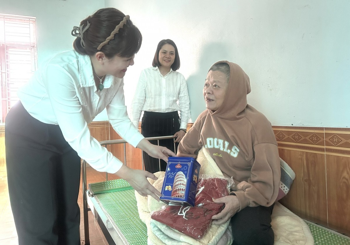 Trao gửi yêu thương tới Mái ấm Thánh Tâm nhân mùa Giáng sinh 2025 Trao gửi yêu thương tới Mái ấm Thánh Tâm nhân mùa Giáng sinh 2025