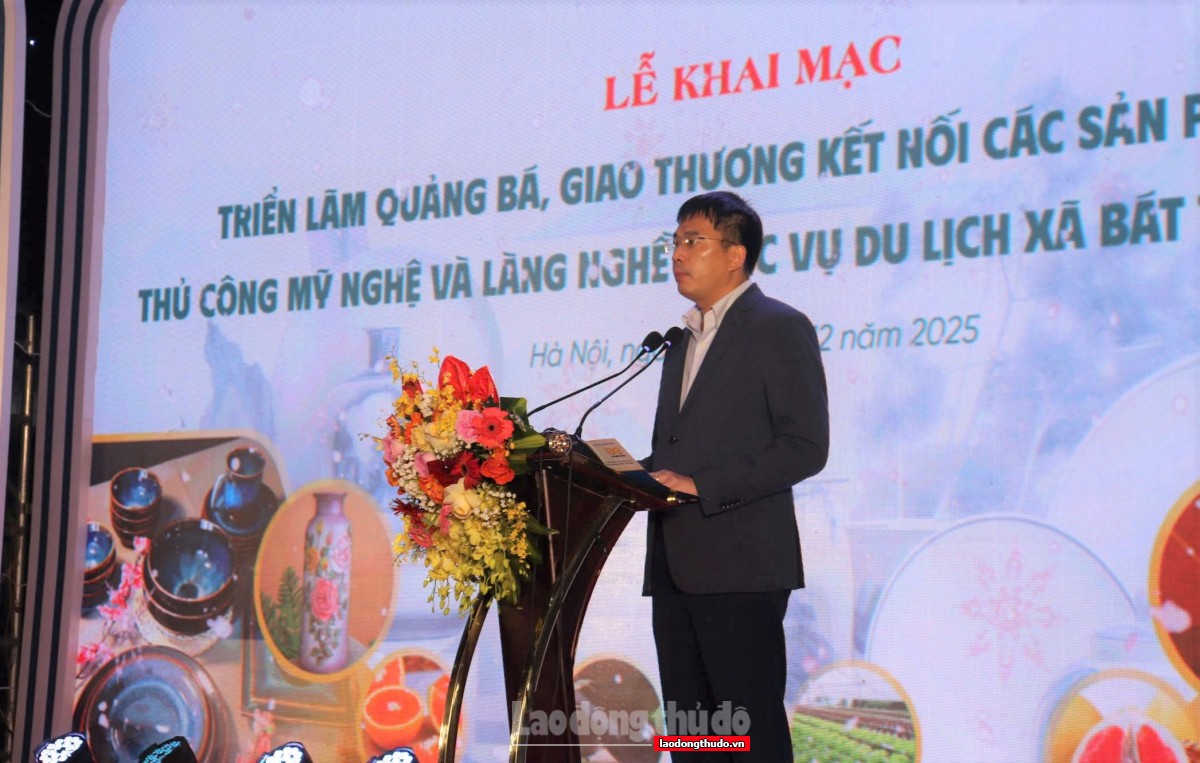 Lan tỏa giá trị OCOP, làng nghề Hà Nội từ Triển lãm tại Bát Tràng Lan tỏa giá trị OCOP, làng nghề Hà Nội từ Triển lãm tại Bát Tràng