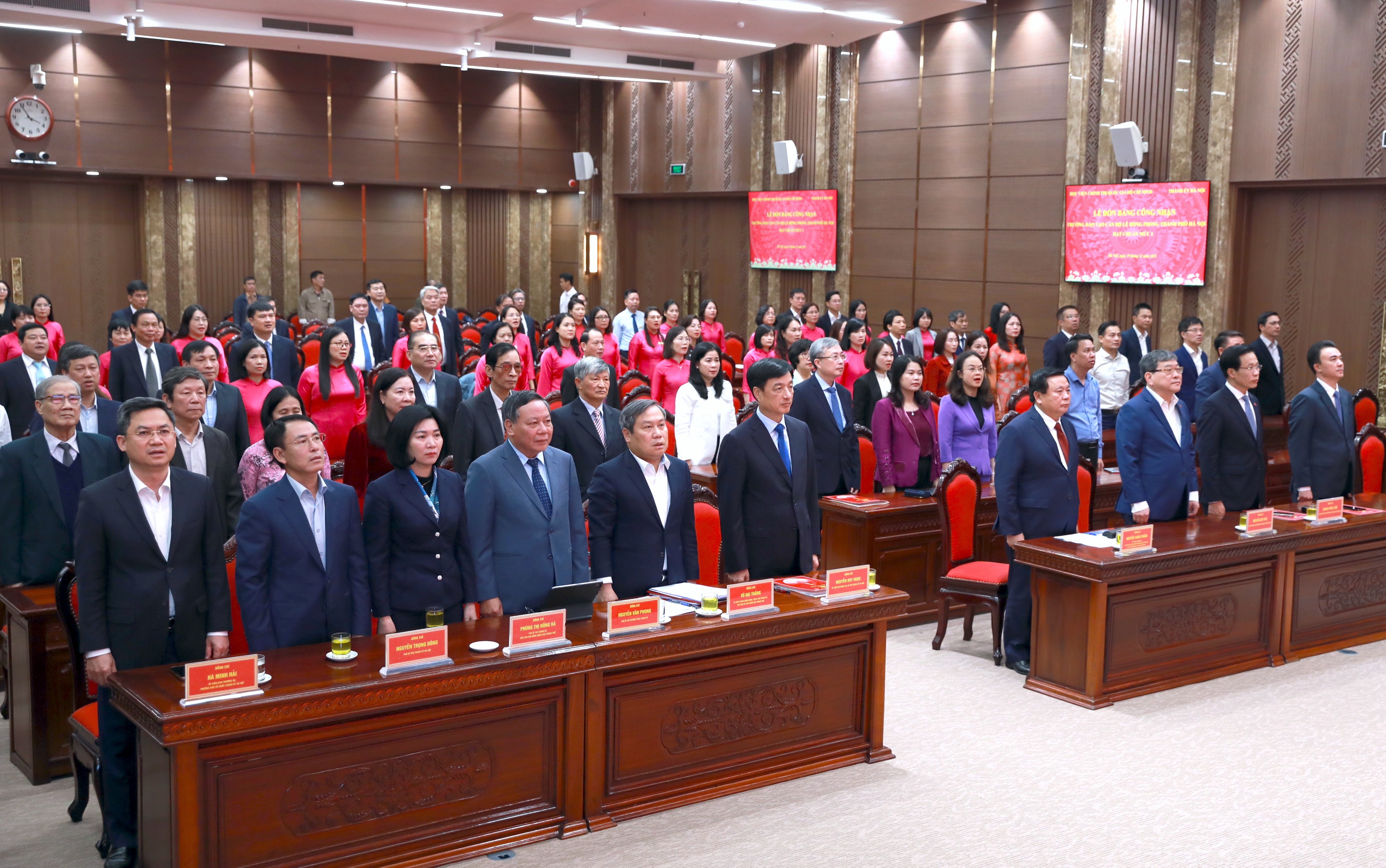 Trường Đào tạo cán bộ Lê Hồng Phong thành phố Hà Nội được công nhận đạt chuẩn mức 1