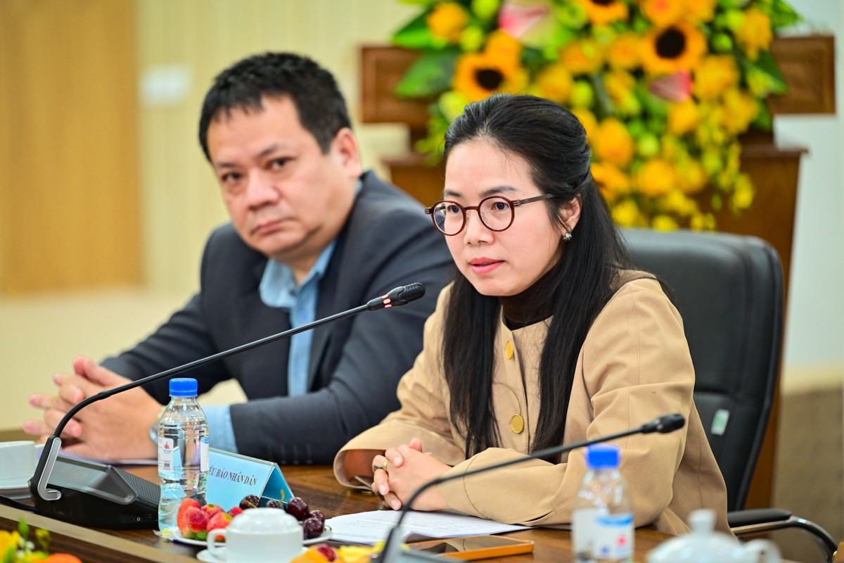 “Xây Tết” 2026 trao gần 30.000 phần quà cho công nhân lao động trên cả nước “Xây Tết” 2026 trao gần 30.000 phần quà cho công nhân lao động trên cả nước