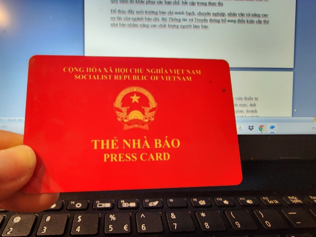 Gia Hạn Sử Dụng Thẻ Nhà Báo Kỳ Hạn 2021 - 2025 Đến 31/3/2026