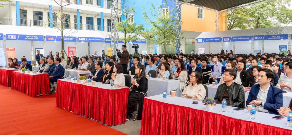 Chung tay xây dựng tương lai việc làm bền vững cho lao động trẻ