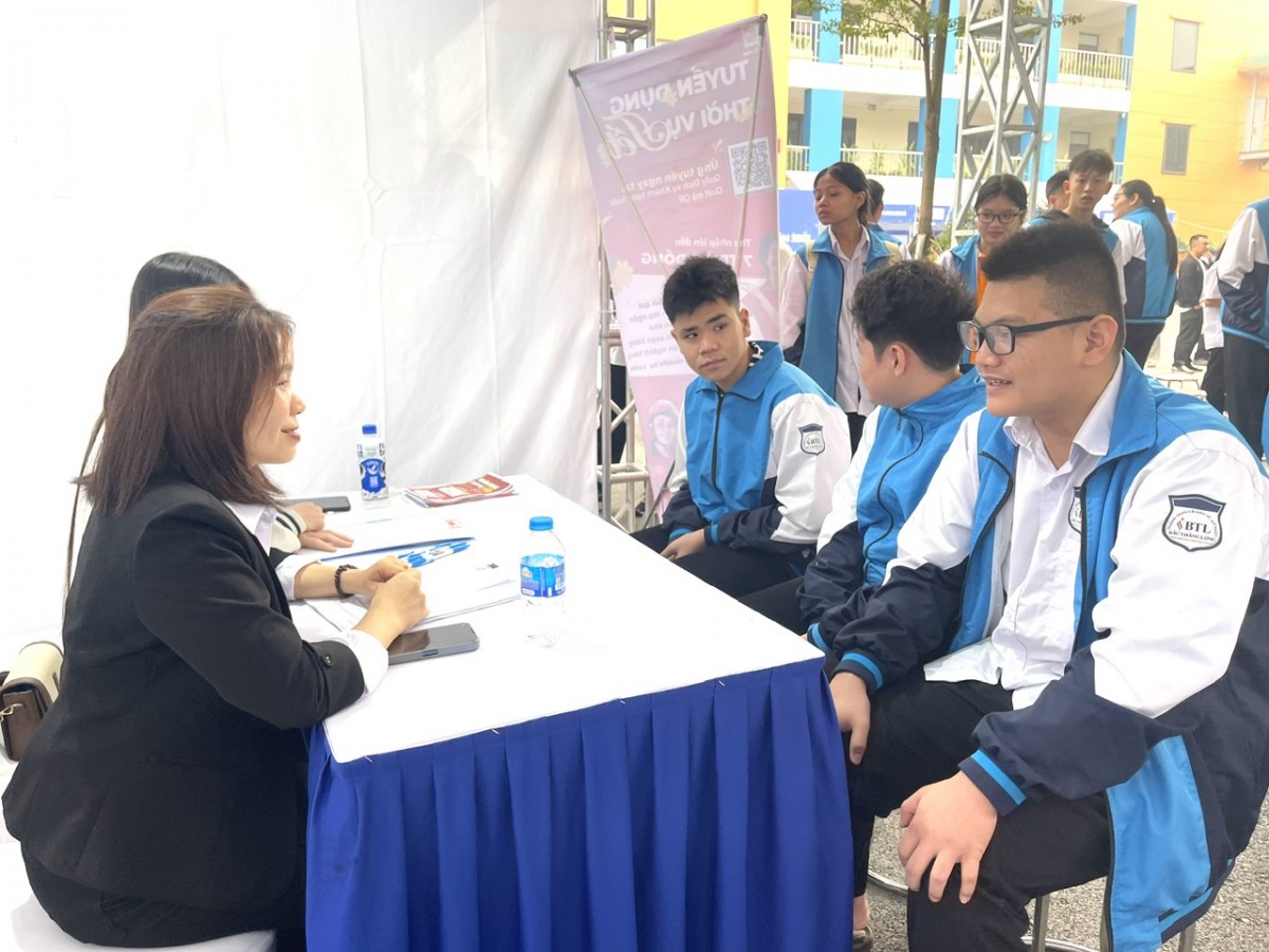 Chung tay xây dựng tương lai việc làm bền vững cho lao động trẻ