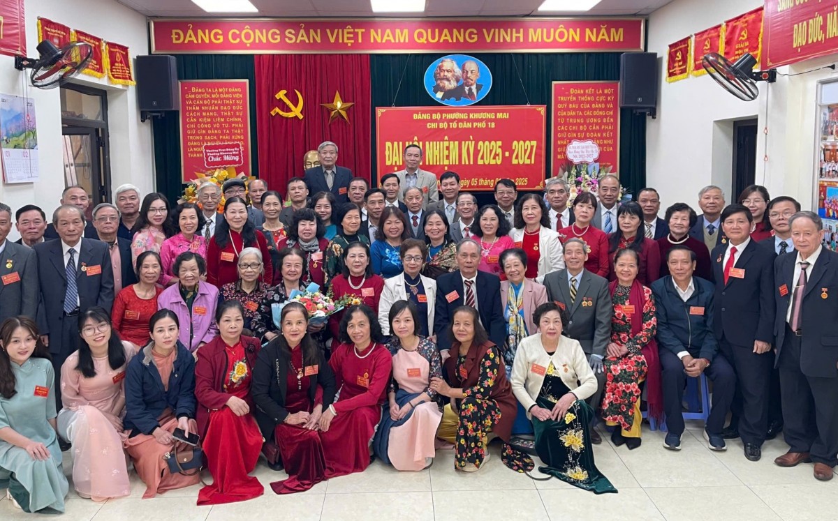 Bí thư Chi bộ tận tâm, 10 năm liên tiếp hoàn thành xuất sắc nhiệm vụ