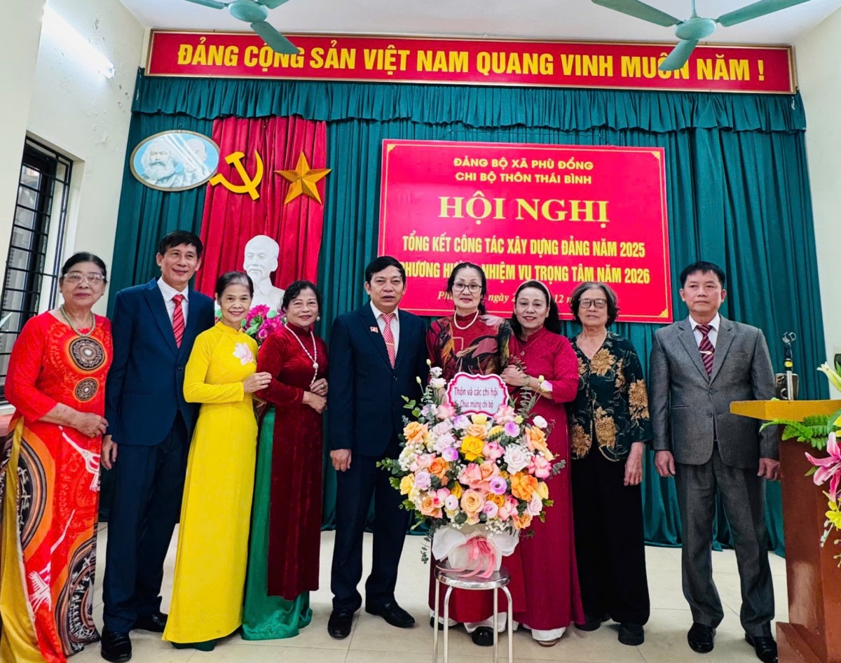 Người Bí thư Chi bộ “giữ lửa” từ lòng dân