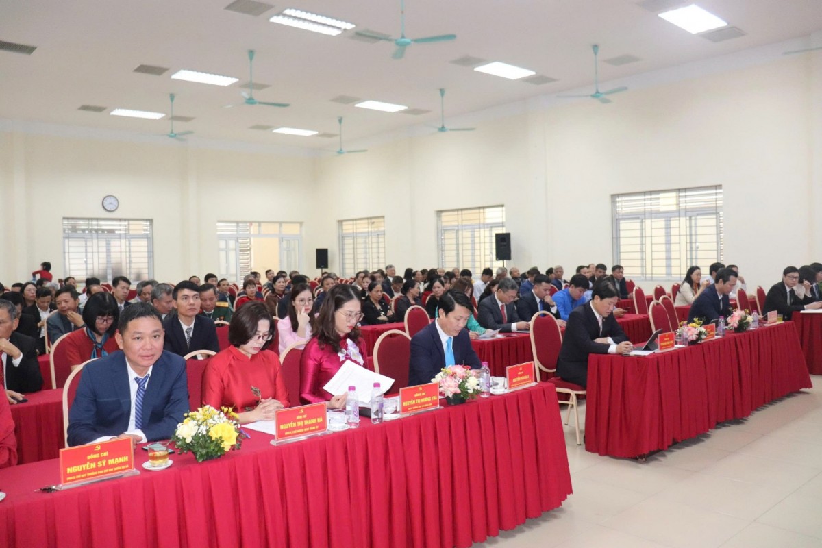 Thuận An: Hoàn thành toàn diện các chỉ tiêu xây dựng Đảng, hệ thống chính trị năm 2025