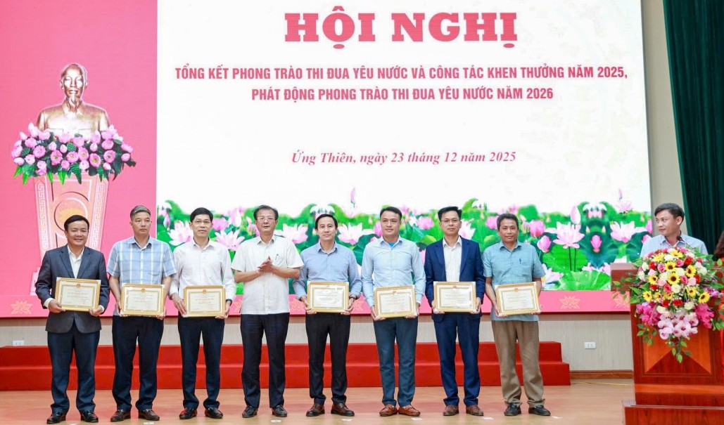 Hiện đại hóa nền hành chính tại xã mới Ứng Thiên: Lấy sự hài lòng làm thước đo